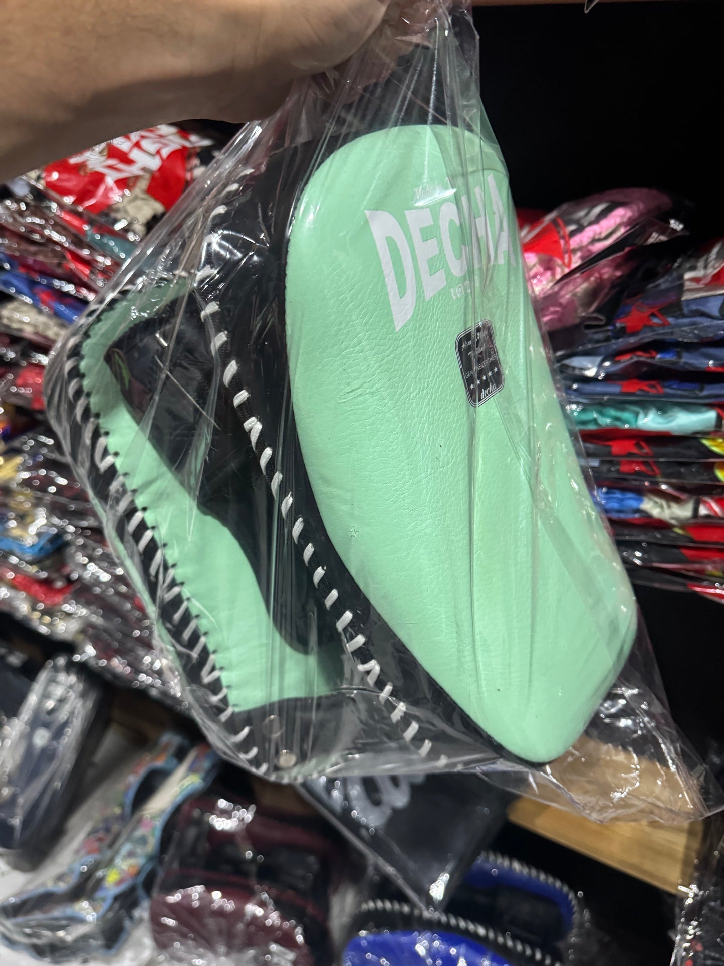 DECHA LEATHER KICK PADS DKPL12 SINGLE STRAP