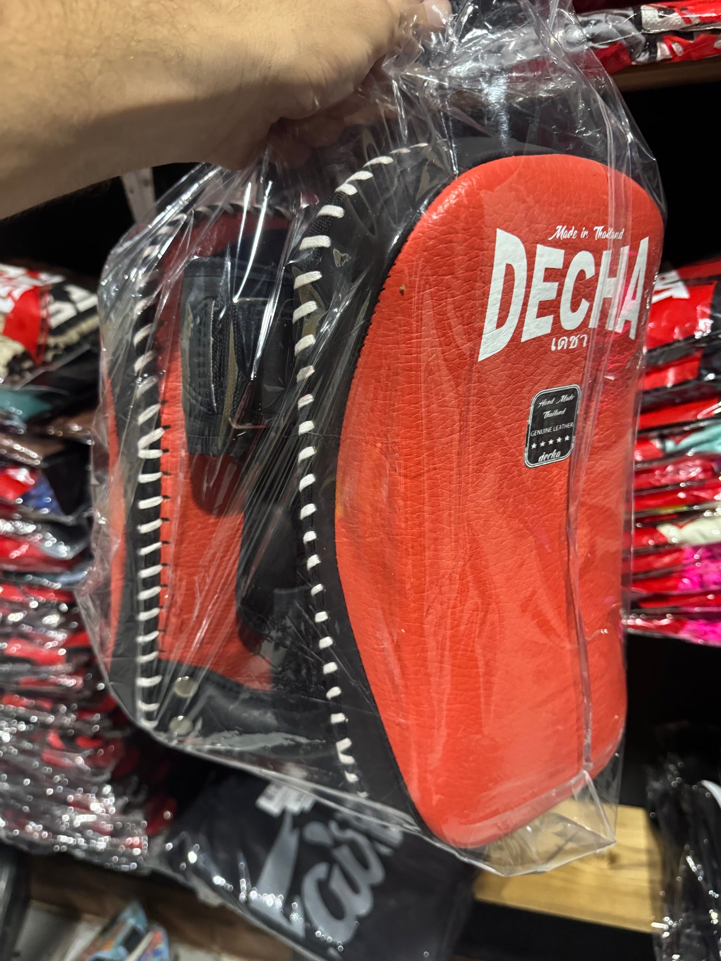 DECHA LEATHER KICK PADS DKPL12 SINGLE STRAP