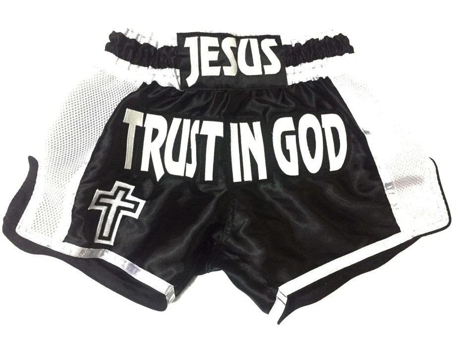 LUMPINEE SHORTS RETRO CHRISTMAS DAY REAL MUAY THAI PROFESSIONAL