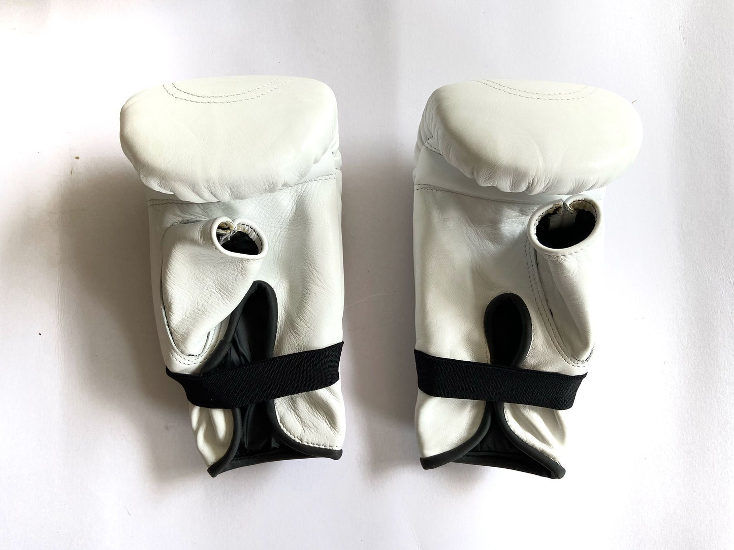 CLASSIC W GLOVES LEATHER BAG-PUNCHING PREMIUM TRADITIONAL