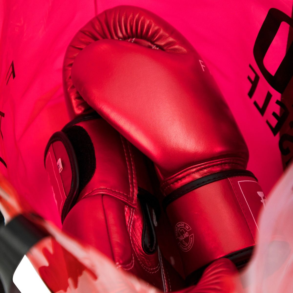 FAIRTEX GLOVES BGV22 MICROFIBER HOOK-AND-LOOP METALLIC