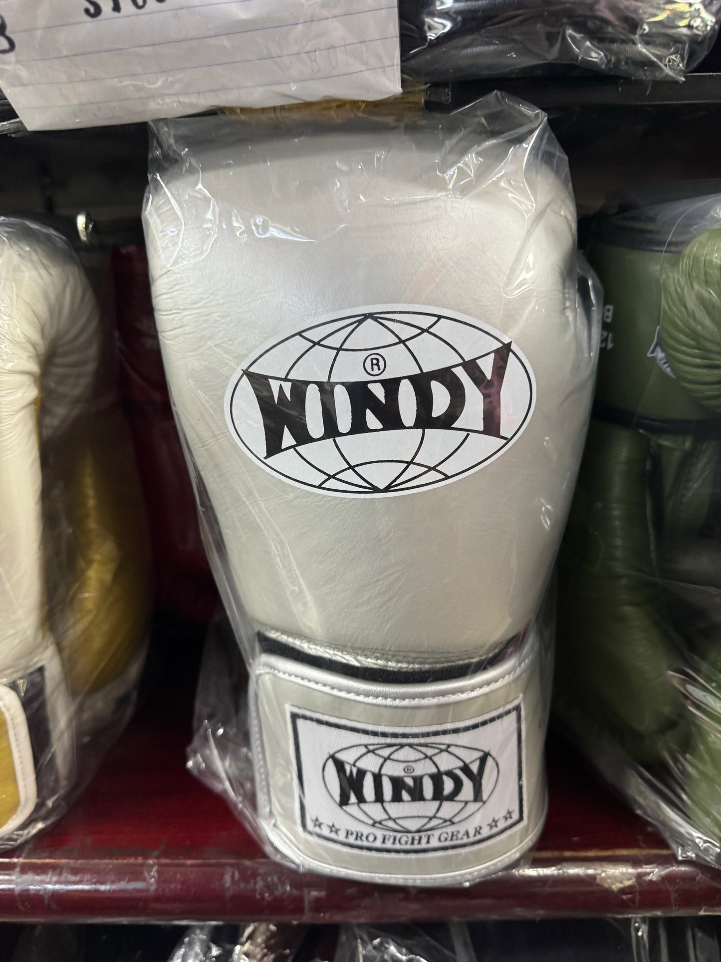 WINDY GLOVES BGVH LEATHER HOOK-AND-LOOP BOXING PROFESSIONAL CLASSIC