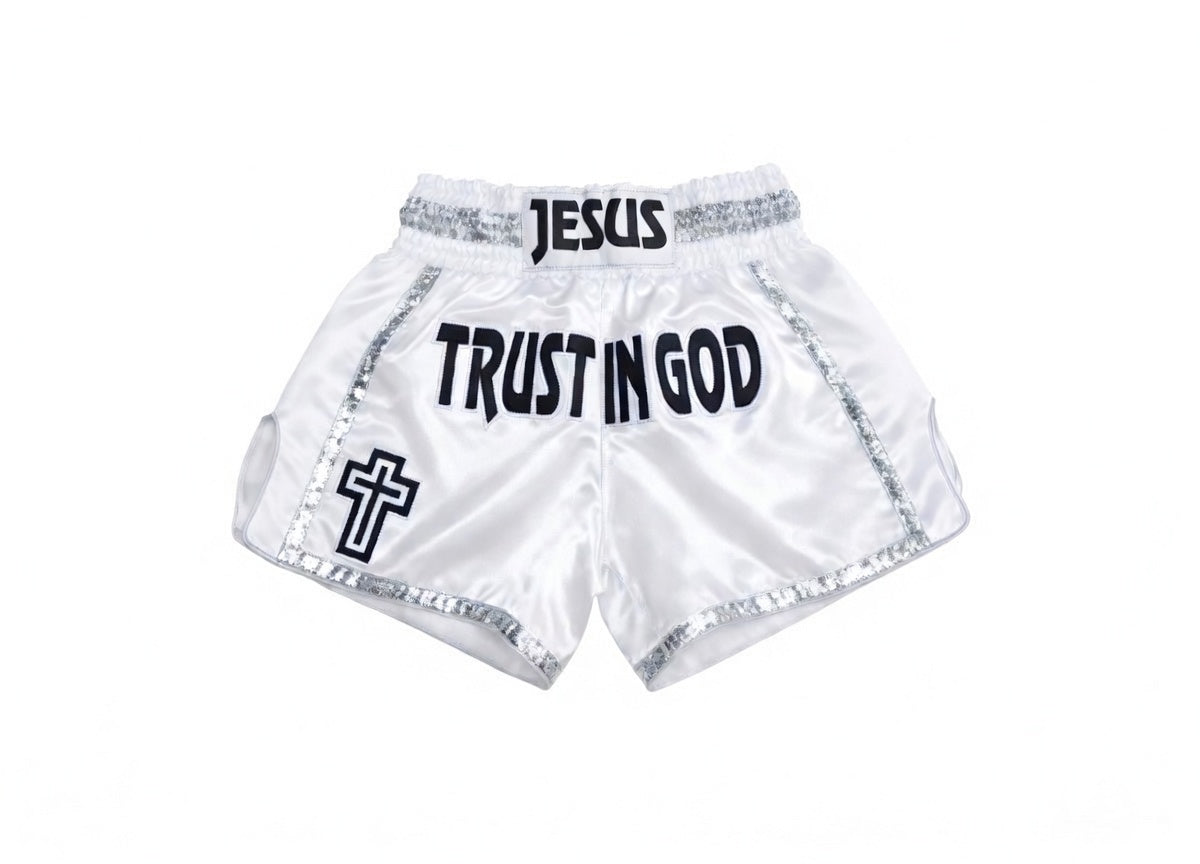 LUMPINEE SHORTS RETRO CHRISTMAS DAY REAL MUAY THAI PROFESSIONAL