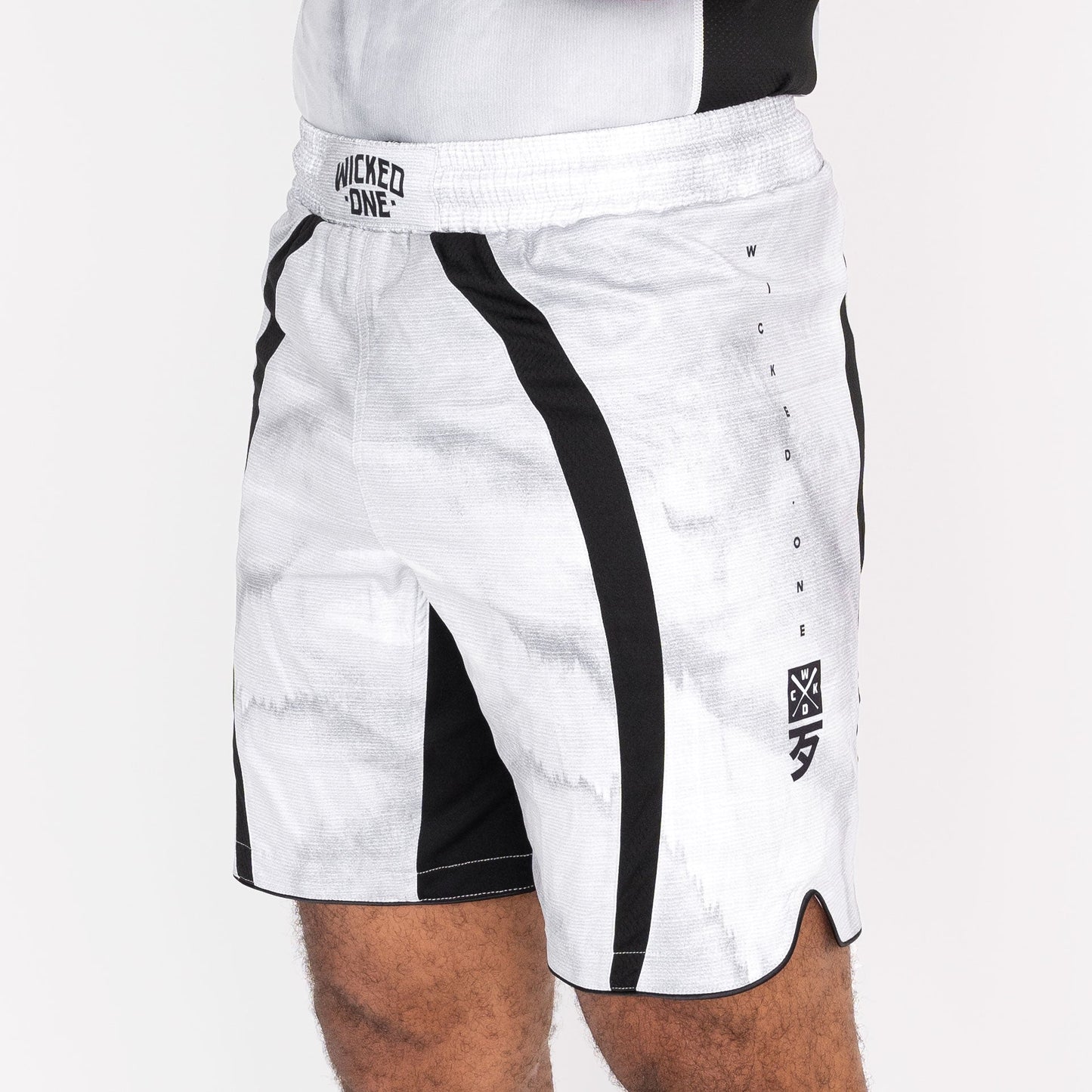 WICKED 1 X MMA SHORTS EAGER